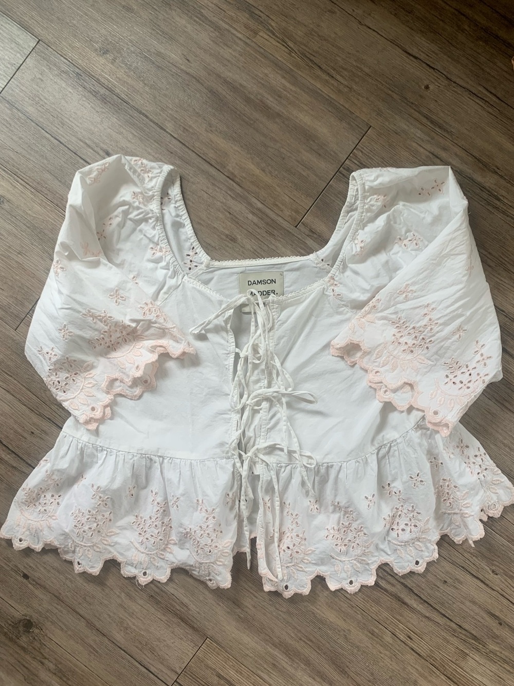 DAMSON MADDER Off-White Eyelet Peplum Tie-Front Top, size L